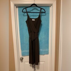 CALVIN KLEIN BROWN STRINGY SHOULDER STRAP GOWN SIZE: 8